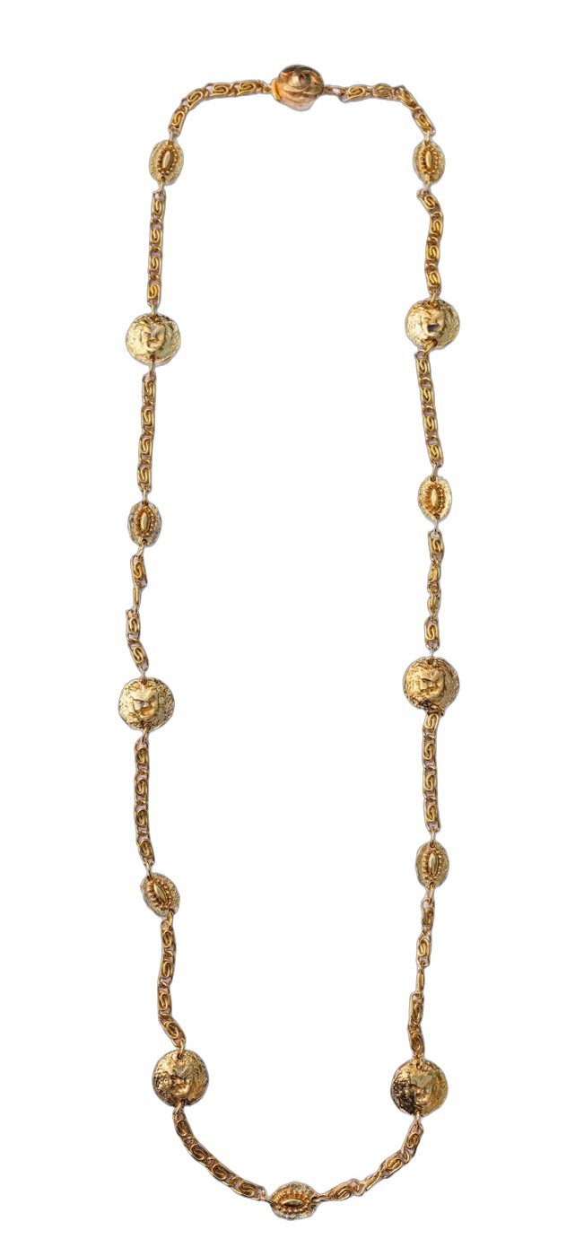 Chanel necklace 1980's