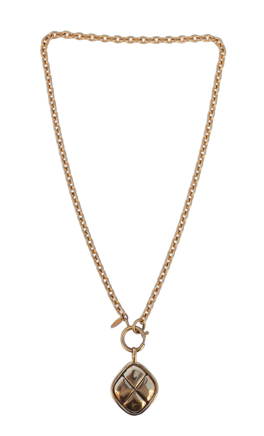 Chanel necklace 1980's